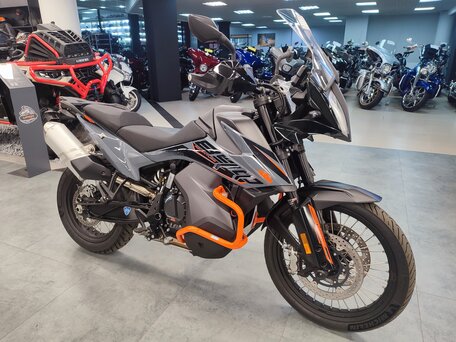 2022 KTM 890 Adventure, серый, 1099000 рублей, вид 4