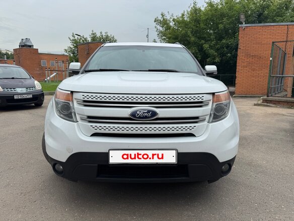 2015 Ford Explorer V, белый