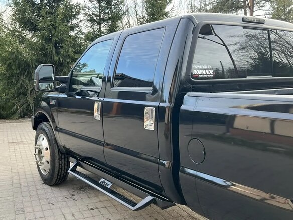 2005 Ford F-250, чёрный, 1800000 рублей - вид 8