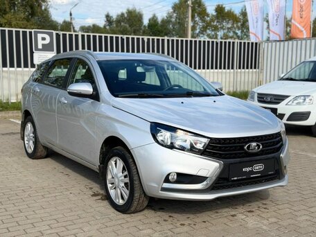 2018 Lada (ВАЗ) Vesta SW I, серебристый, 927000 рублей, вид 1