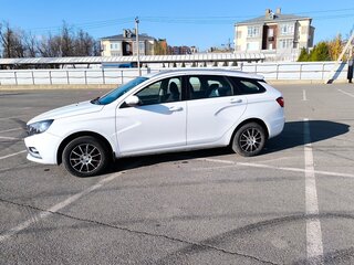 2019 Lada (ВАЗ) Vesta SW I, белый, 1100000 рублей, вид 3