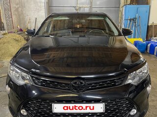 2017 Toyota Camry VII (XV50) Рестайлинг 2, чёрный, 2000000 рублей, вид 1