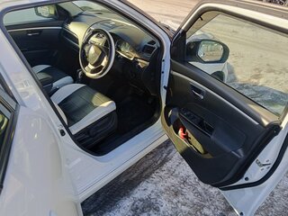 2014 Suzuki Swift IV Рестайлинг, белый, 700000 рублей, вид 4