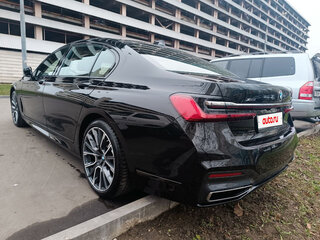2020 BMW 7 серии Long 730Ld xDrive VI (G11/G12) Рестайлинг, чёрный, 6300000 рублей, вид 4