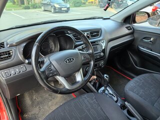 2012 Kia Rio 4-speed III, красный, 850000 рублей, вид 5