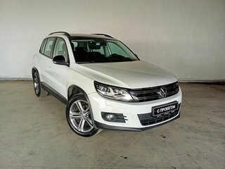 2016 Volkswagen Tiguan I Рестайлинг, белый, 1265000 рублей, вид 3