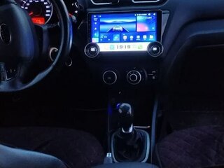 2012 Kia Rio 5-speed III, белый, 770000 рублей, вид 5
