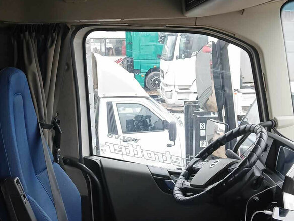 2022 Volvo FH 540, белый, 9642500 рублей - вид 10