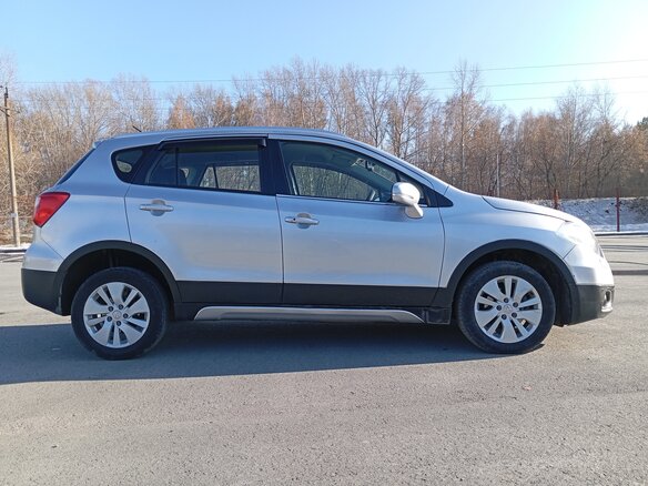 2014 Suzuki SX4 II (S-Cross), серебристый, 1199000 рублей - вид 4
