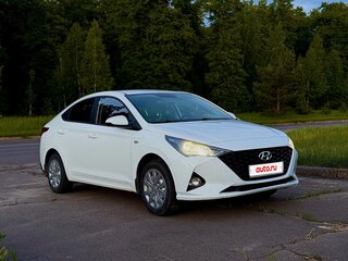 2020 Hyundai Solaris II Рестайлинг, белый, 1650000 рублей, вид 2