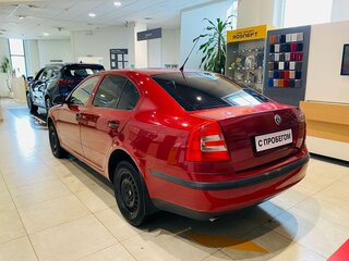 2006 Skoda Octavia II (A5), красный, 520000 рублей, вид 5