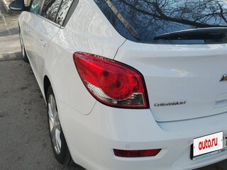 2013 Chevrolet Cruze I Рестайлинг, белый, 800000 рублей, вид 3