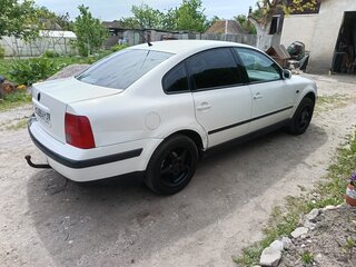 2000 Volkswagen Passat B5, белый, 435999 рублей, вид 3