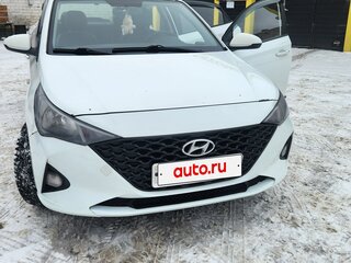 2020 Hyundai Solaris II, белый, 721000 рублей, вид 1