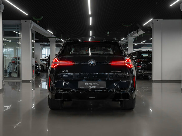 2026 BMW X3 Long 30L xDrive IV (G45/G48), чёрный, 7090000 рублей - вид 5