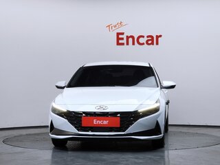 2020 Hyundai Avante VII, белый, 1380000 рублей, вид 3