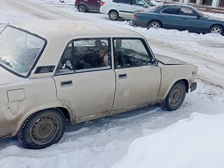 1996 Lada (ВАЗ) 2105, бежевый, 110000 рублей, вид 3