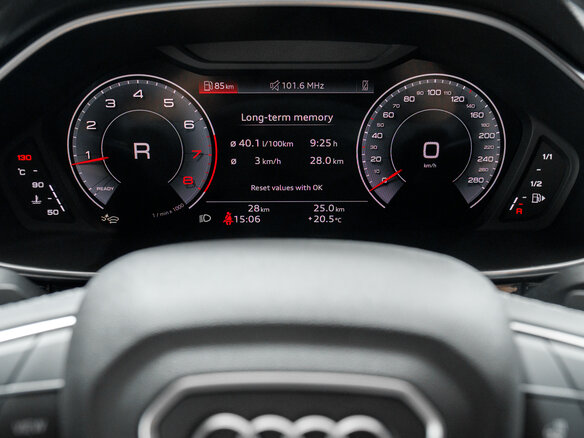 2026 Audi Q3 35 TFSI II (F3), серый, 4500000 рублей - вид 16
