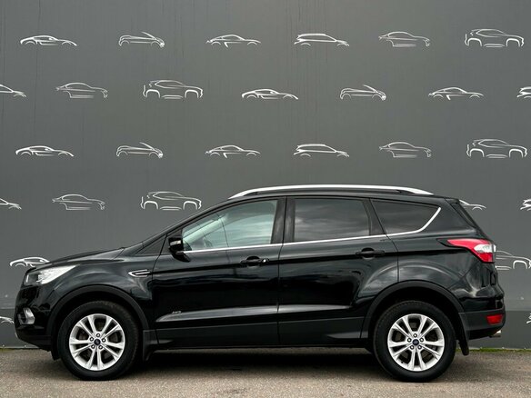 2018 Ford Kuga II Рестайлинг, чёрный, 1551300 рублей - вид 12