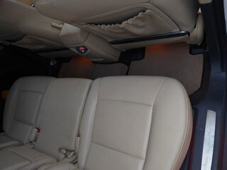 2011 Subaru Tribeca I Рестайлинг, белый, 1600000 рублей, вид 5