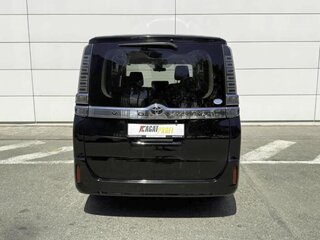 2019 Toyota Voxy III (R80) Рестайлинг, чёрный, 1990000 рублей, вид 5