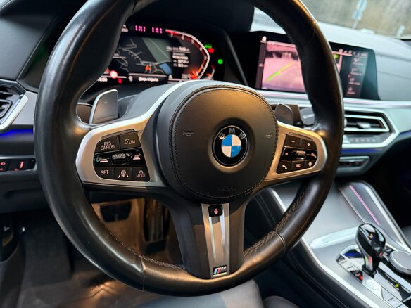 2020 BMW X6 40i III (G06), чёрный, 7800000 рублей - вид 9
