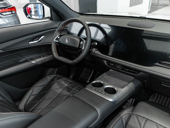 2025 Changan CS75 Plus IV, белый, 4339900 рублей - вид 7