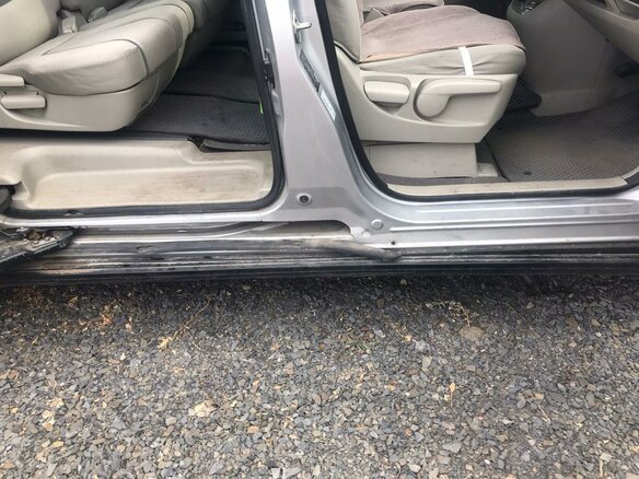 2010 Mazda Biante, серый, 920000 рублей - вид 8