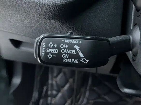 2022 Skoda Octavia IV (A8), белый, 2170000 рублей - вид 12