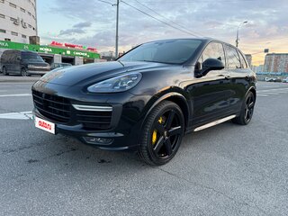 2015 Porsche Cayenne Turbo II Рестайлинг (958), чёрный, 4370000 рублей, вид 3