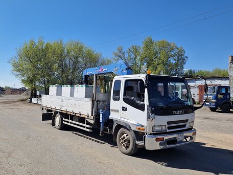 2003 Isuzu Forward (F-Series), белый, 4900000 рублей, вид 2