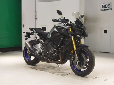 2017 Yamaha MT-10SP, чёрный, 1100000 рублей, вид 3