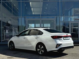 2020 Kia Cerato IV, белый, 1489000 рублей, вид 4