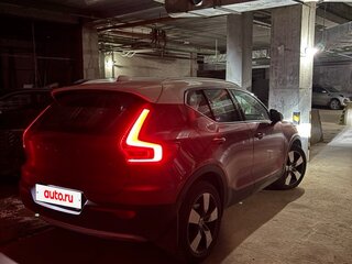 2019 Volvo XC40 I, красный, 4100000 рублей, вид 4