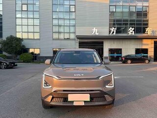 2025 Kia EV5 64.2 kWh, серый, 3420000 рублей, вид 2