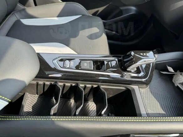 2023 Geely Coolray I Рестайлинг, фиолетовый, 2400000 рублей - вид 9