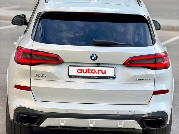 2018 BMW X5 50i IV (G05/G18), белый - вид 12