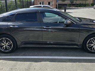 2021 Kia K5 III, серый, 2100000 рублей, вид 5