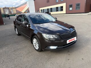 2014 Skoda Superb DSG II Рестайлинг, коричневый, 930000 рублей, вид 2