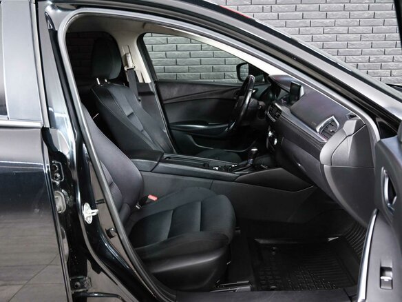 2018 Mazda 6 III (GJ) Рестайлинг, чёрный, 1780000 рублей - вид 12