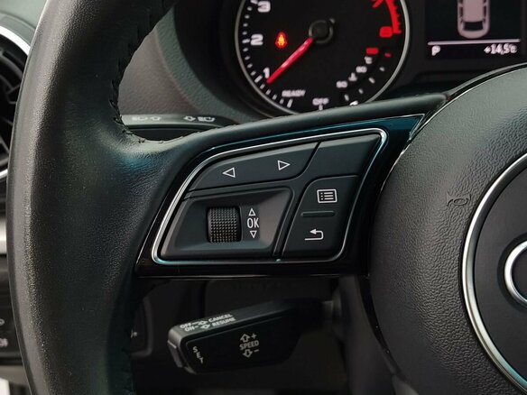 2018 Audi A3 III (8V) Рестайлинг, белый - вид 9