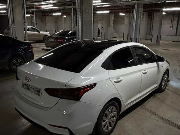2018 Hyundai Solaris II, белый, 600000 рублей - вид 6
