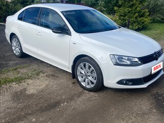 2013 Volkswagen Jetta VI, белый, 1100000 рублей, вид 3