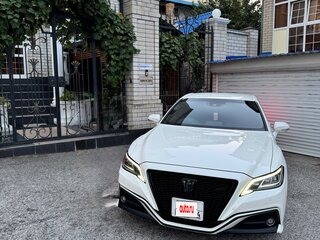 2018 Toyota Crown XV (S220), белый, 3550000 рублей, вид 1