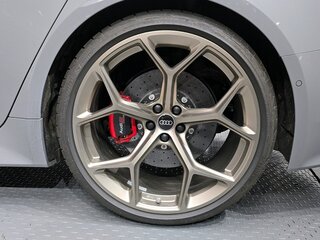 2025 Audi RS 6 performance IV (C8), серебристый, 21000000 рублей, вид 5