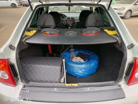 2011 Lada (ВАЗ) Priora I, белый, 460000 рублей - вид 17