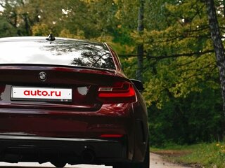 2014 BMW 2 серии M235i xDrive F22, пурпурный, 3000000 рублей, вид 3
