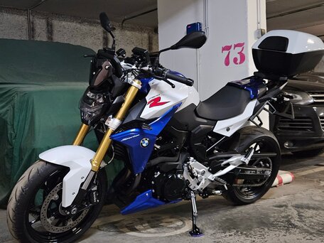 2022 BMW F 900 R, синий, 1100000 рублей, вид 3