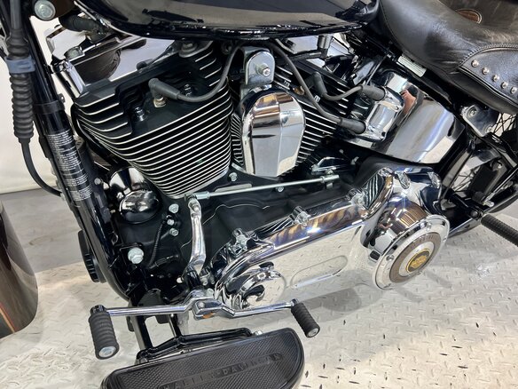 2013 Harley-Davidson Heritage, коричневый, 1010000 рублей - вид 20