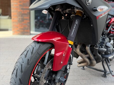 2016 Yamaha MT-09 Tracer (FJ-09), красный, 715000 рублей, вид 2